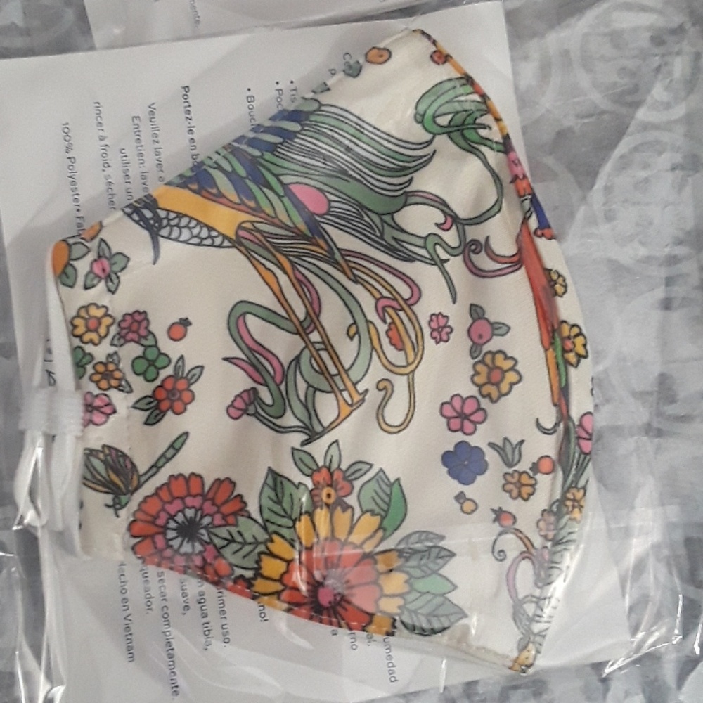 Tory burch mask
